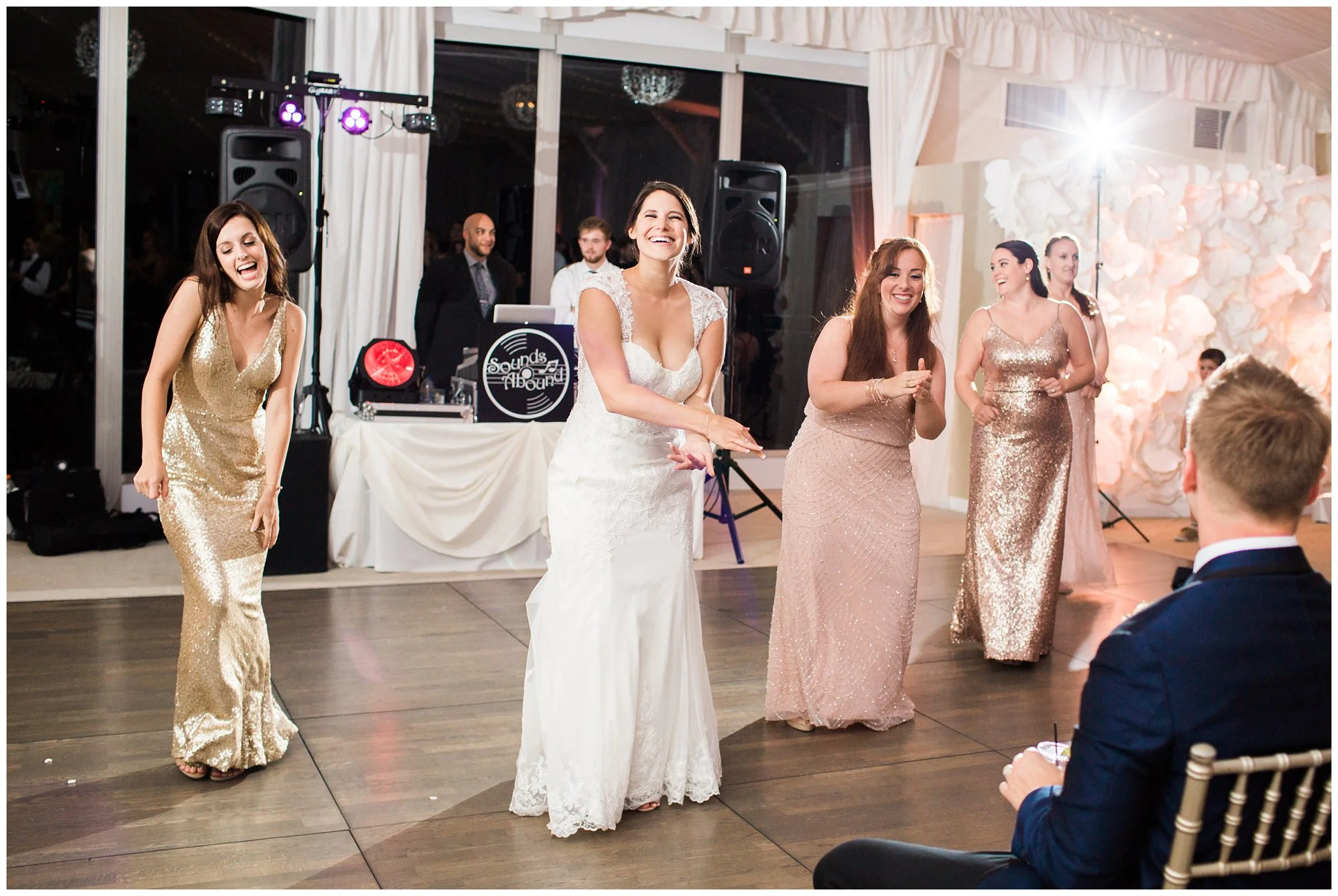 Alicia&Kurt_RavisloeCountryClubWedding_Chicagoweddingphotographer_RebeccaHaleyPhotography_0204.jpg