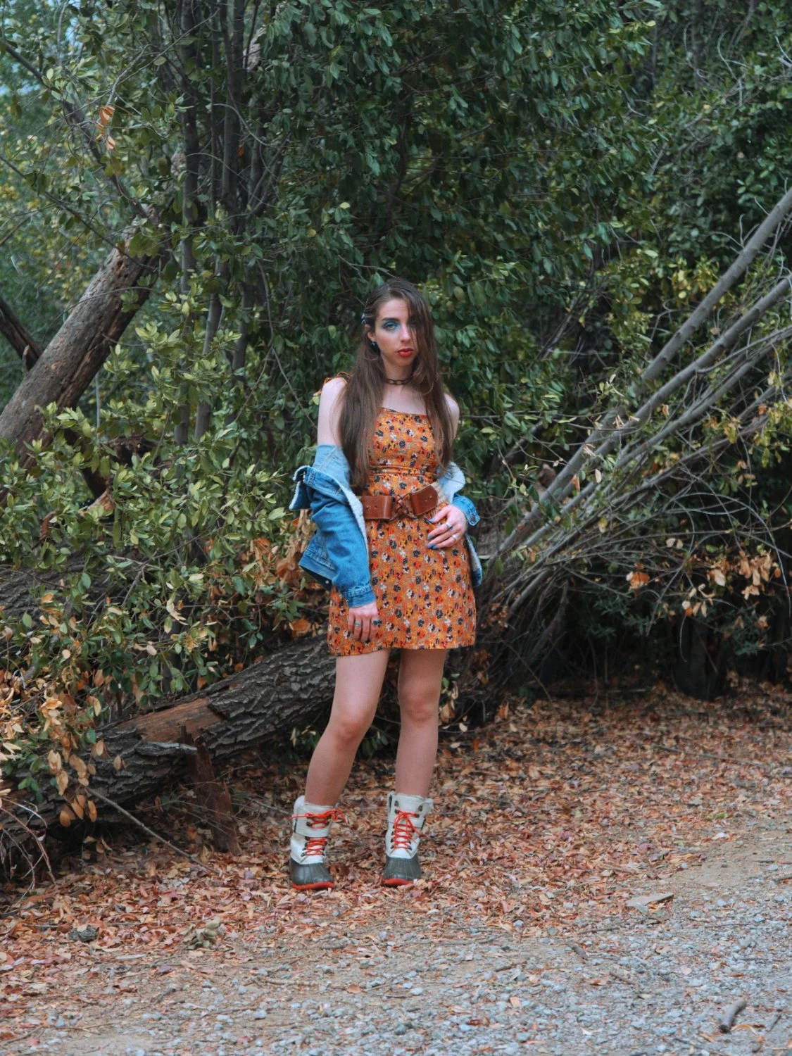 25.9.10_GirlWithFlower_Test_0012 (1).JPG