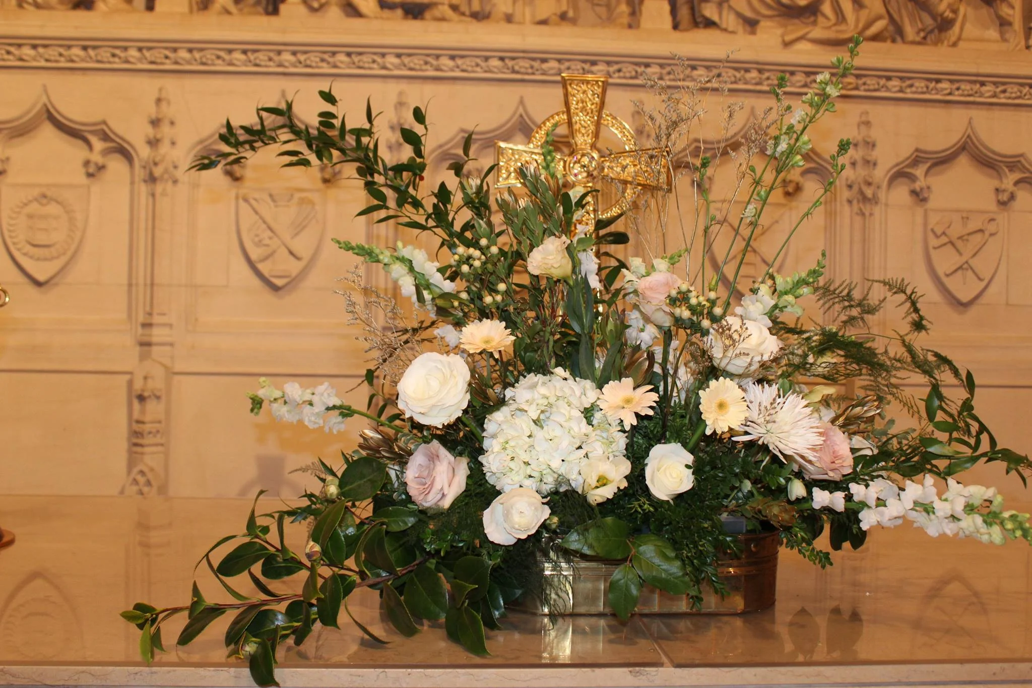 Wedding Ceremony Arrangement