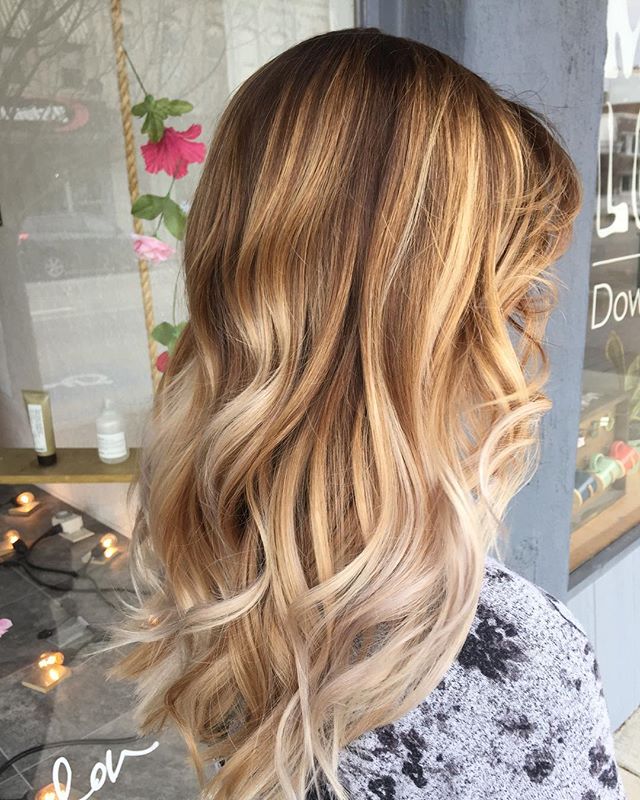 We are in the salon this week ready to make all hair dreams come true! Direct message here to get your appointment scheduled 💜 &bull;
&bull;
#infinitysalonwarsaw #warsawindiana #datenight #davinesview #viewbydavines #sunshine #appointment #dimension