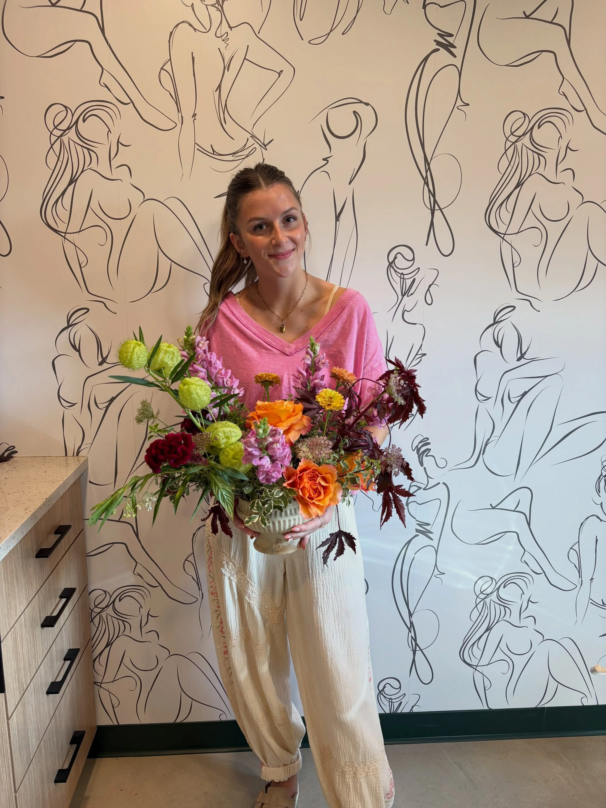 ✨ SHE&rsquo;S OFFICIALLY ACCEPTING GUESTS ✨

@kendyllatinfinity has been putting in the WORK building her esthetics skills, investing in additional education, completing her lash certification, and spending time perfecting her technique and she is of