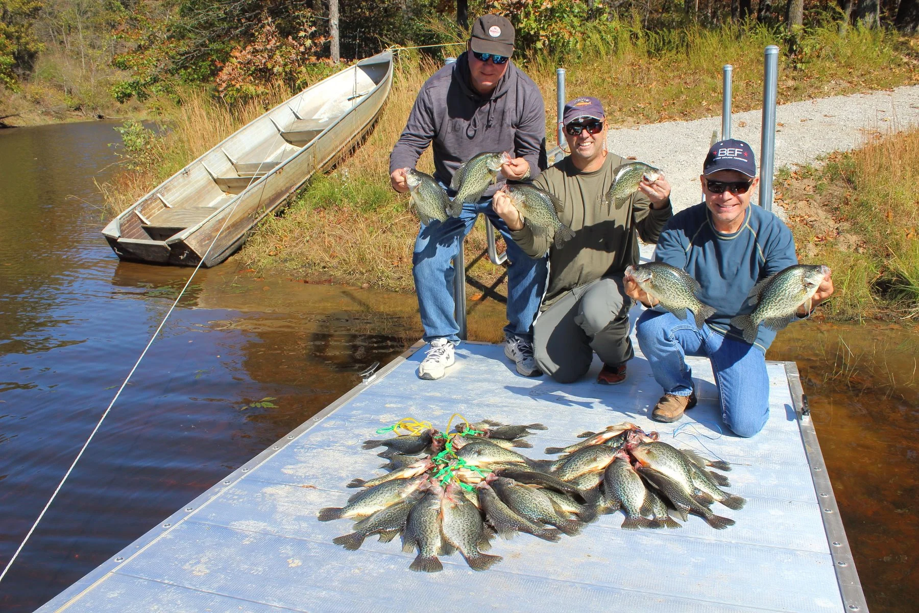 This Guide of Mahoney Outdoors out of Missouri along with his customers, show the success of a good day fishing with their catch displayed on a Hotwood’s 612 aluminum dock.