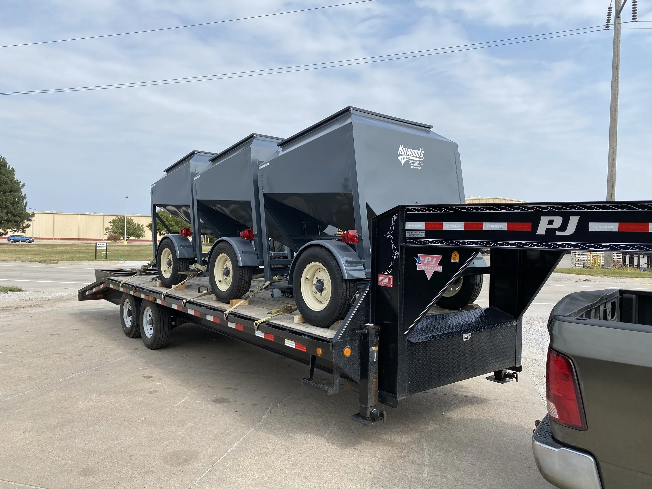 Grain Carts — Hotwoods