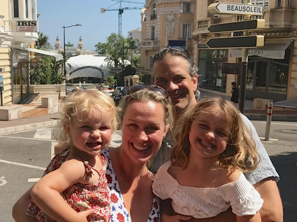 The Family Ringleader Fixes her Photos