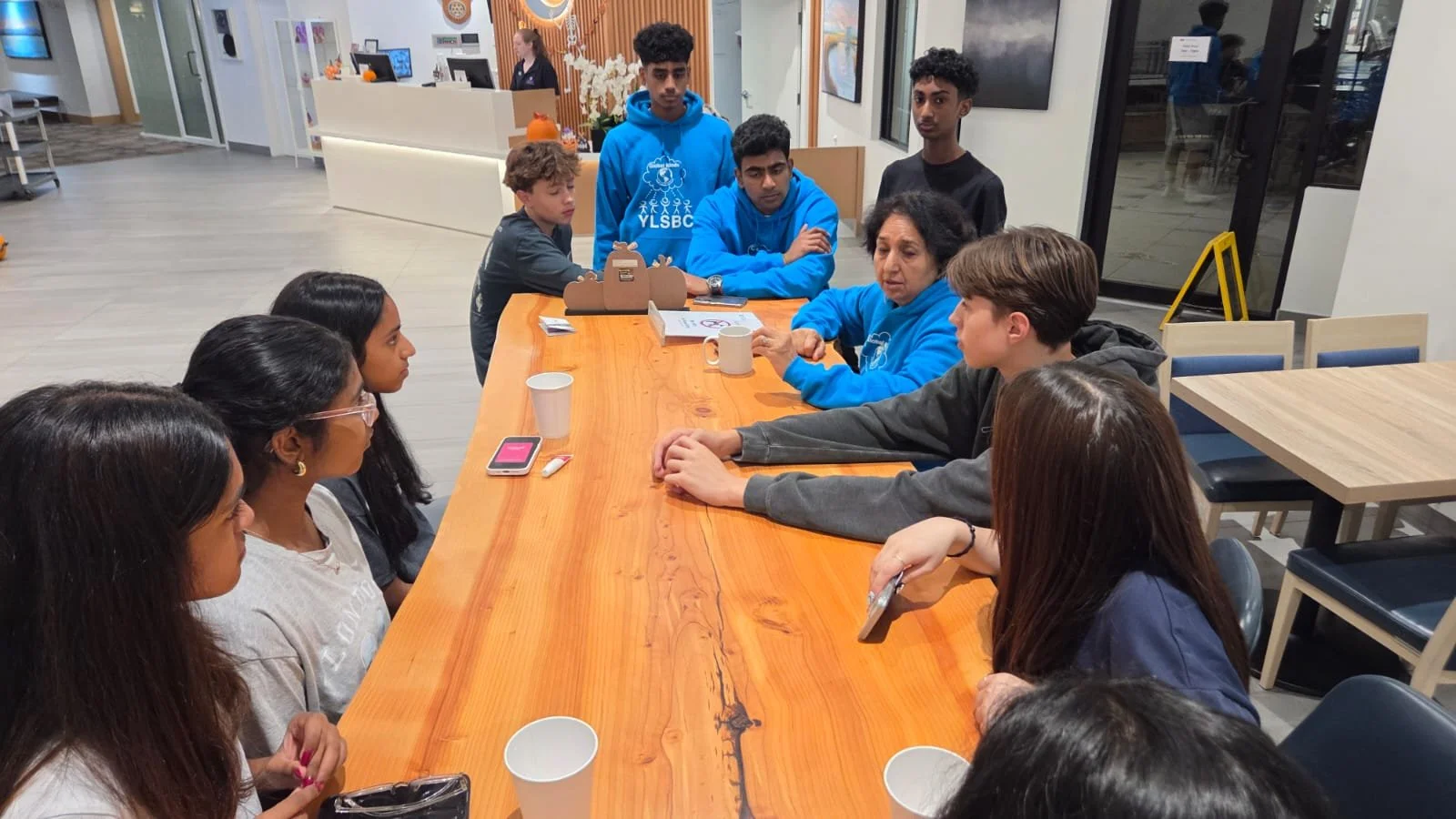 WhatsApp Image 2025-10-26 at 18.16.13_8353beff.jpg