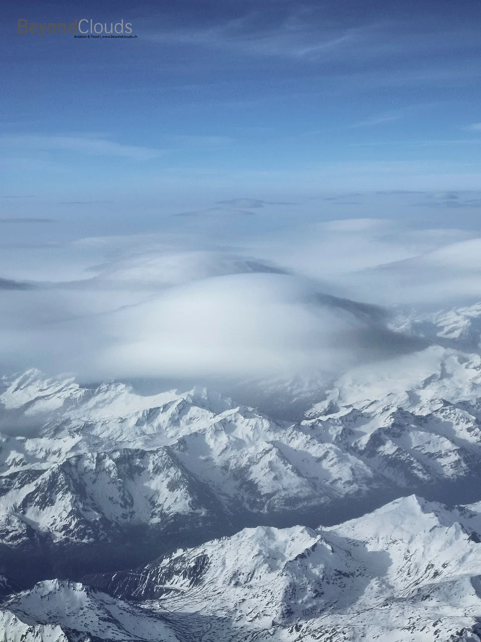 So-called lenticularis clouds are a good indicator for strong winds. Their upper shape is carved by the winds reaching speeds of up to 300km/h or more.