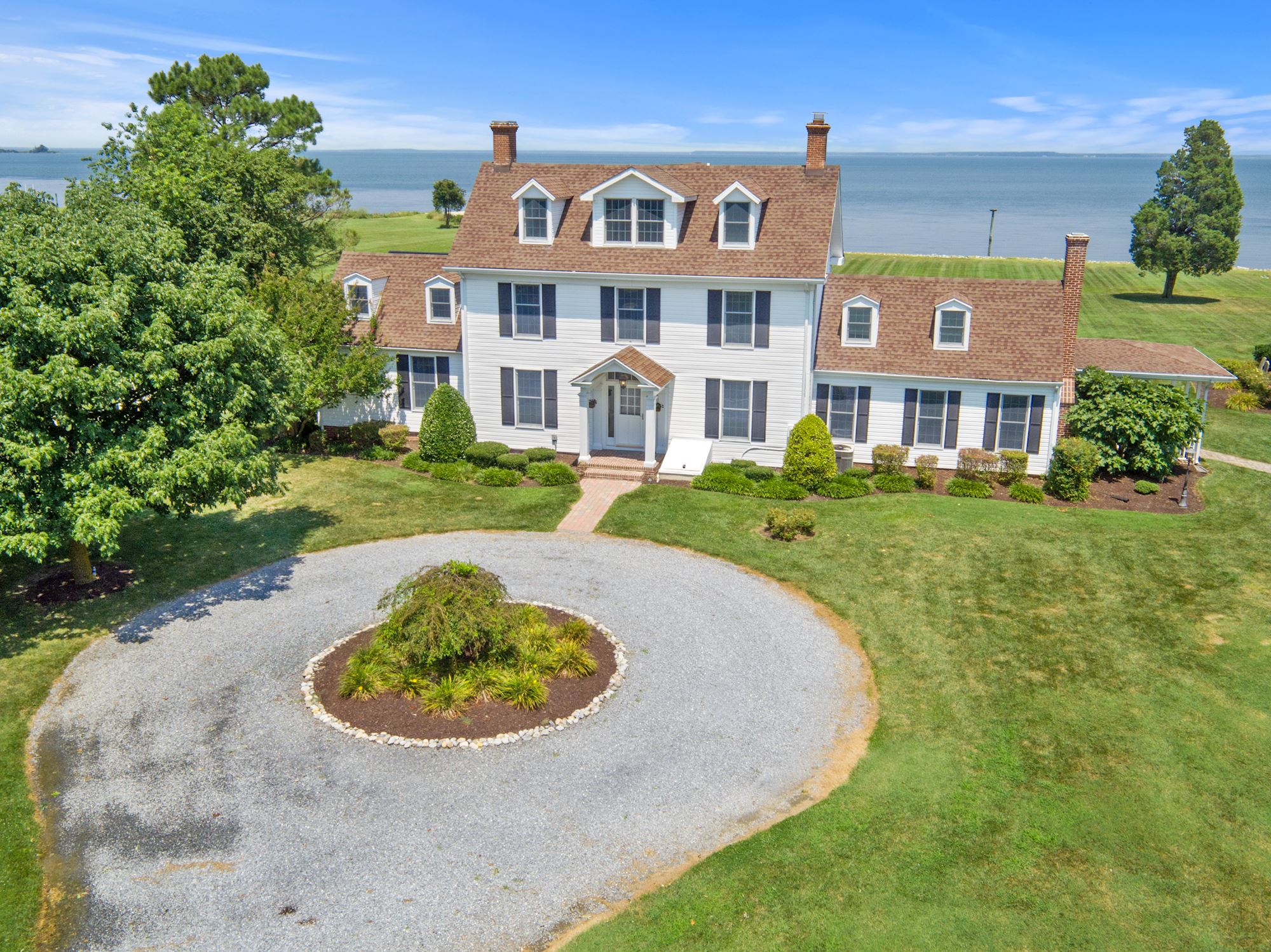 Hudson Manor: an Eastern Shore vacation rental
