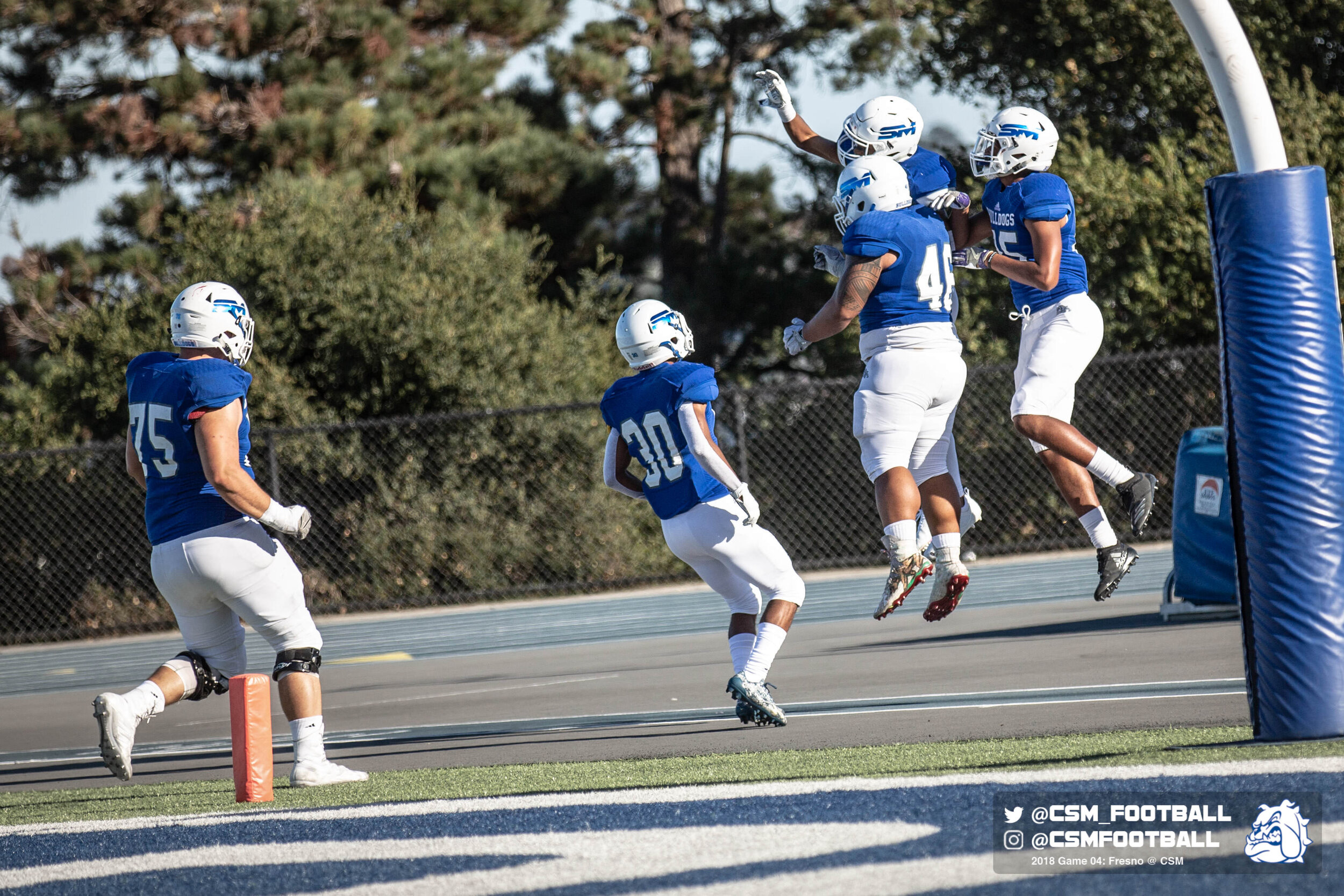 4th quarter, 02:131st and 10 at FRESNO37Mat Adamkiewicz pass complete to Jordan Bains for 37 yards to the FRESNO00, TOUCHDOWN, clock 02:22.Cesar Silva kick attempt good.Fresno City 3, San Mateo 31-cccaa