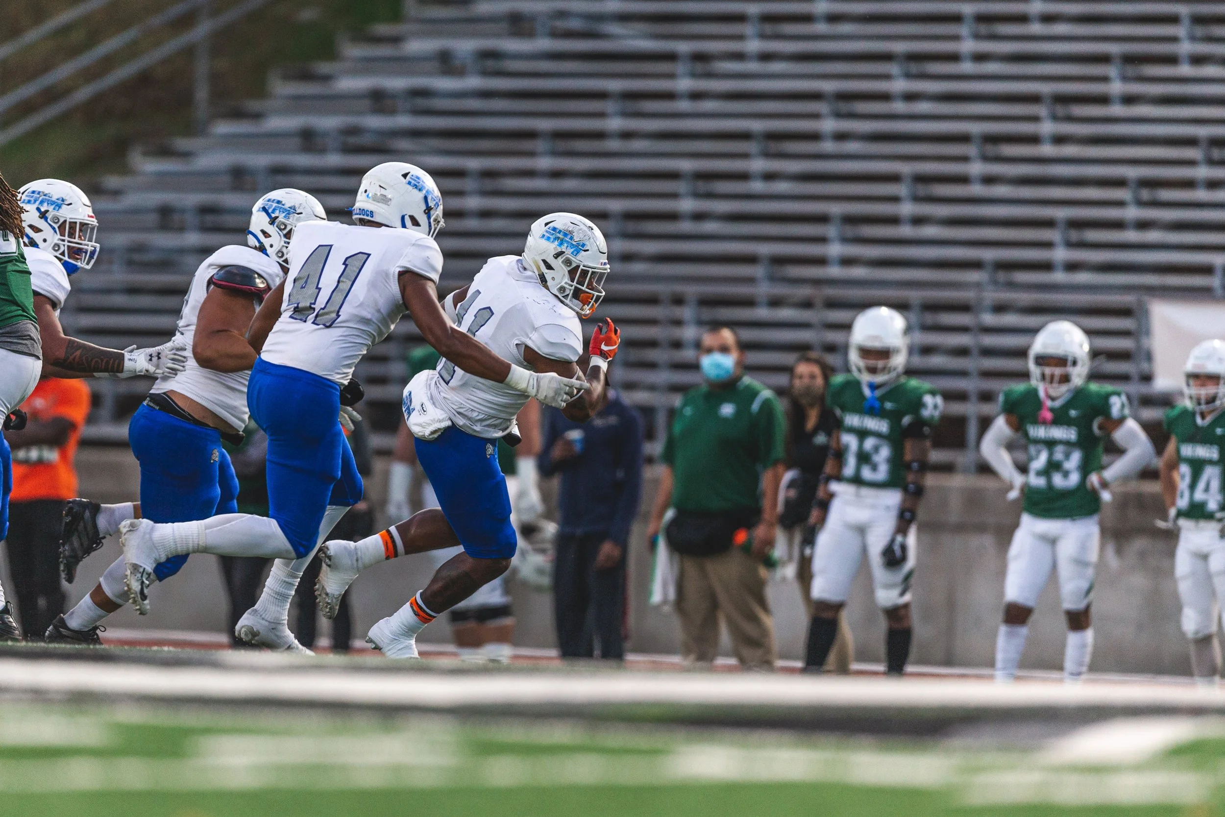 CSM @ DVC - 10-29-21Q1 - 10:40Pressure on the QB by CSM#41 Taniela Latu results in a pick six by CSM#11 Demarii Blanks.CSM 7-0