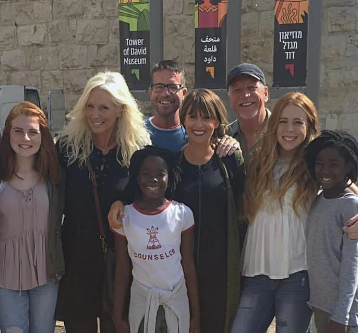 Love my family so much! Sadie, Lula, Peter, Amanda, Jon, Bailey, and Char