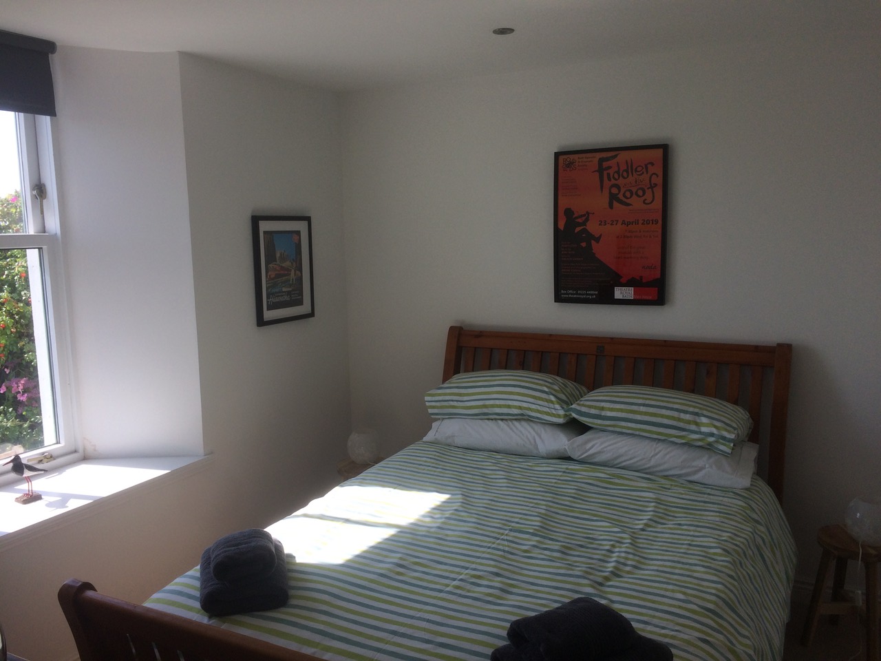 XHE Bedroom 2 (1).jpeg