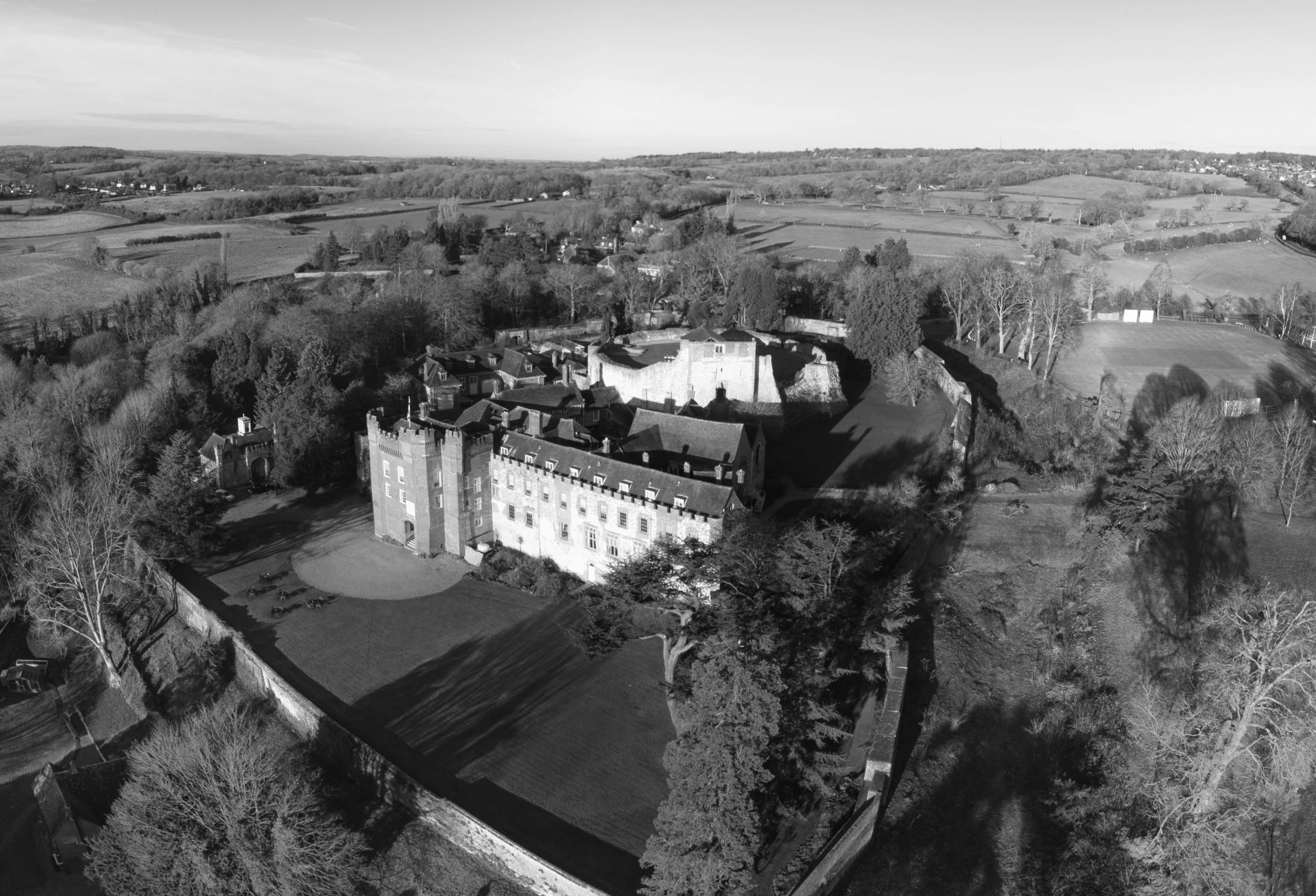 Farnham Castle Vertical BW2.jpg
