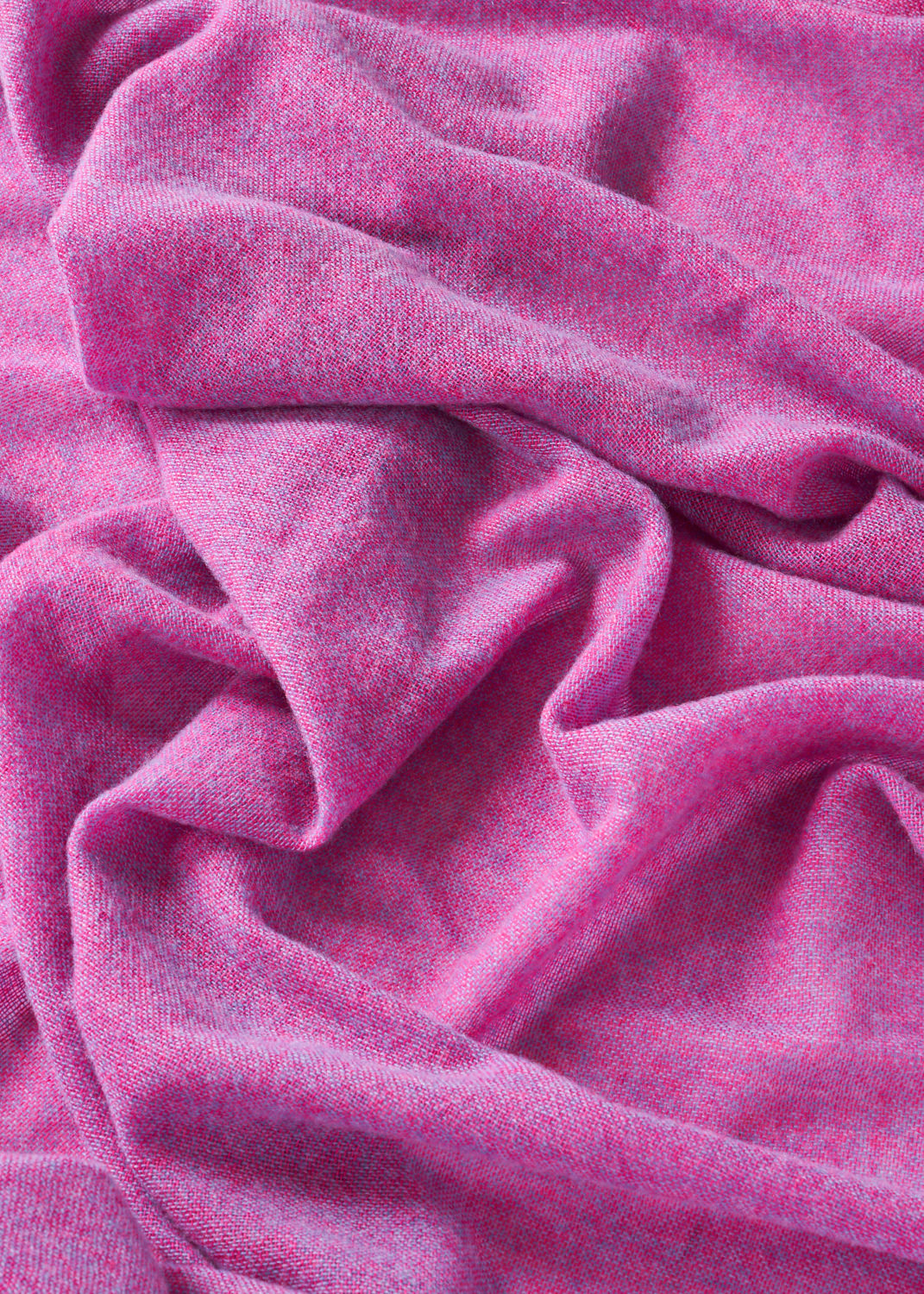 Lois Avery cashmere scarf in pink tulip