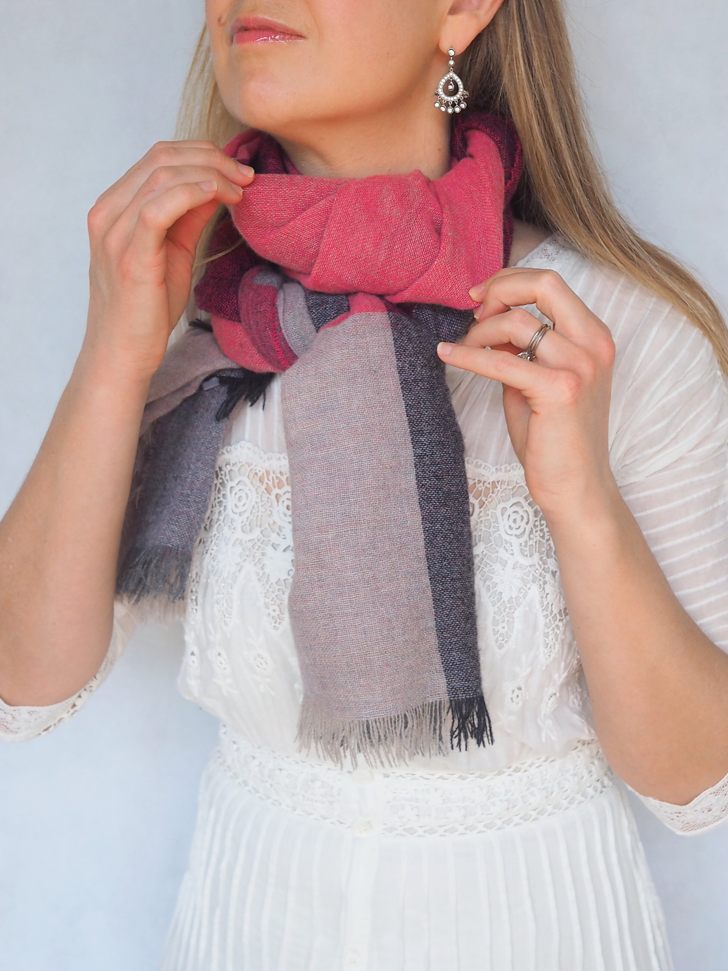How to Tie a Scarf the Lois Avery Way: 3 Styles for Spring — Lois Avery