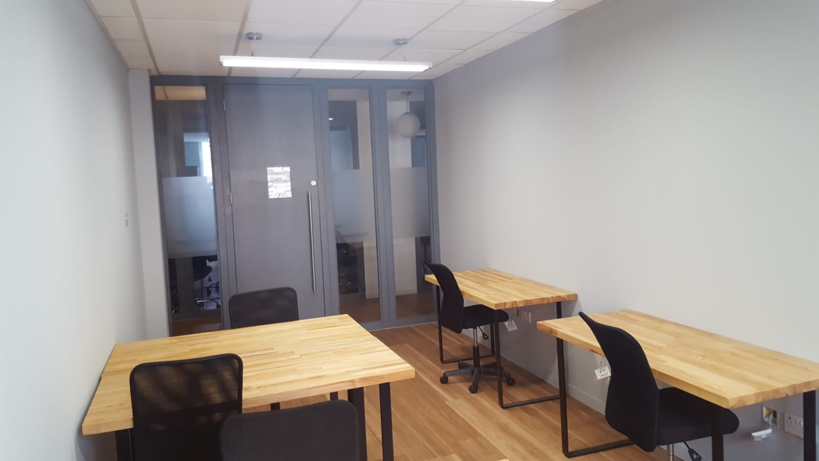 Marketing price for this 6 desk office is £2,650+VAT per month REF. F5