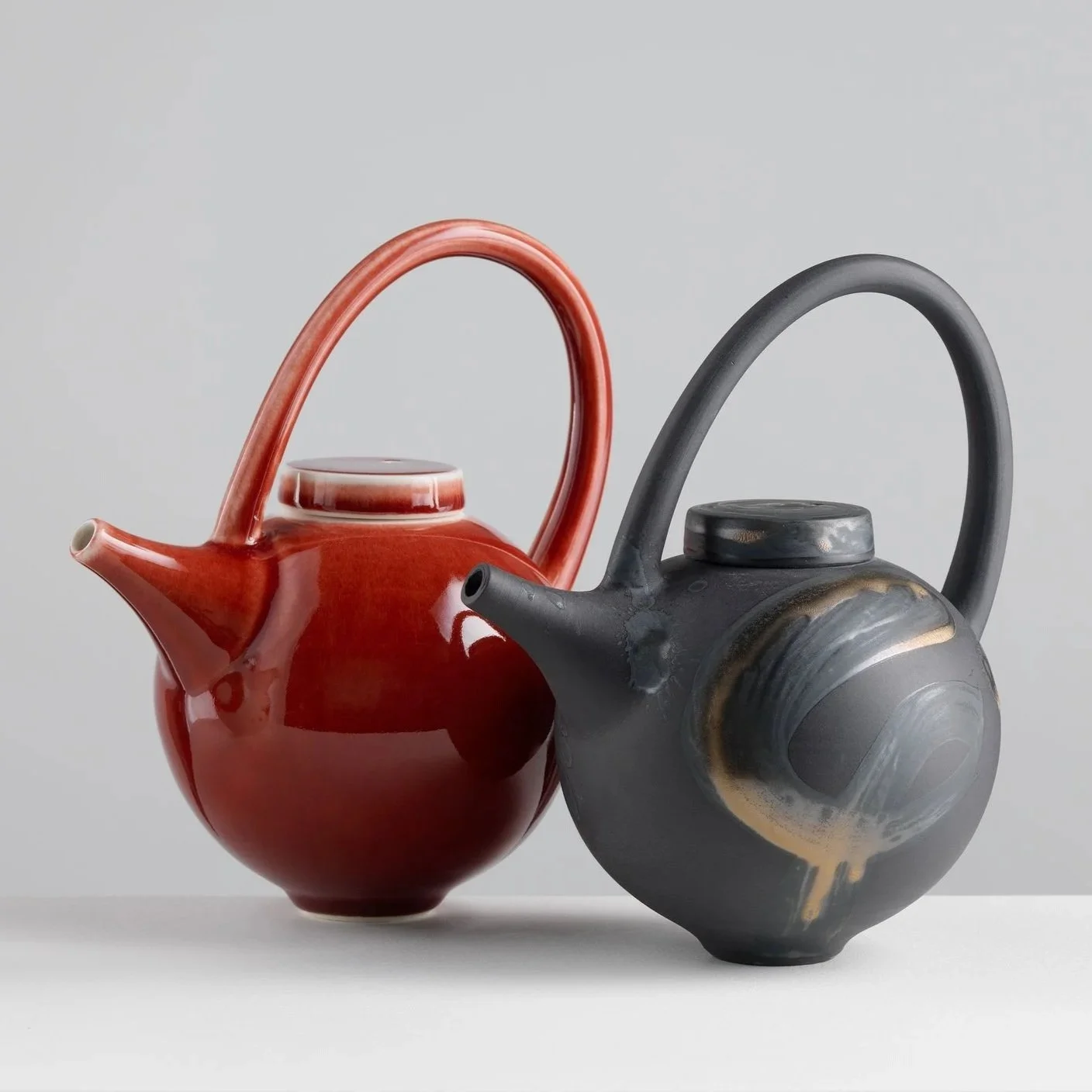 1.T.Thom+group+of+teapots.jpg