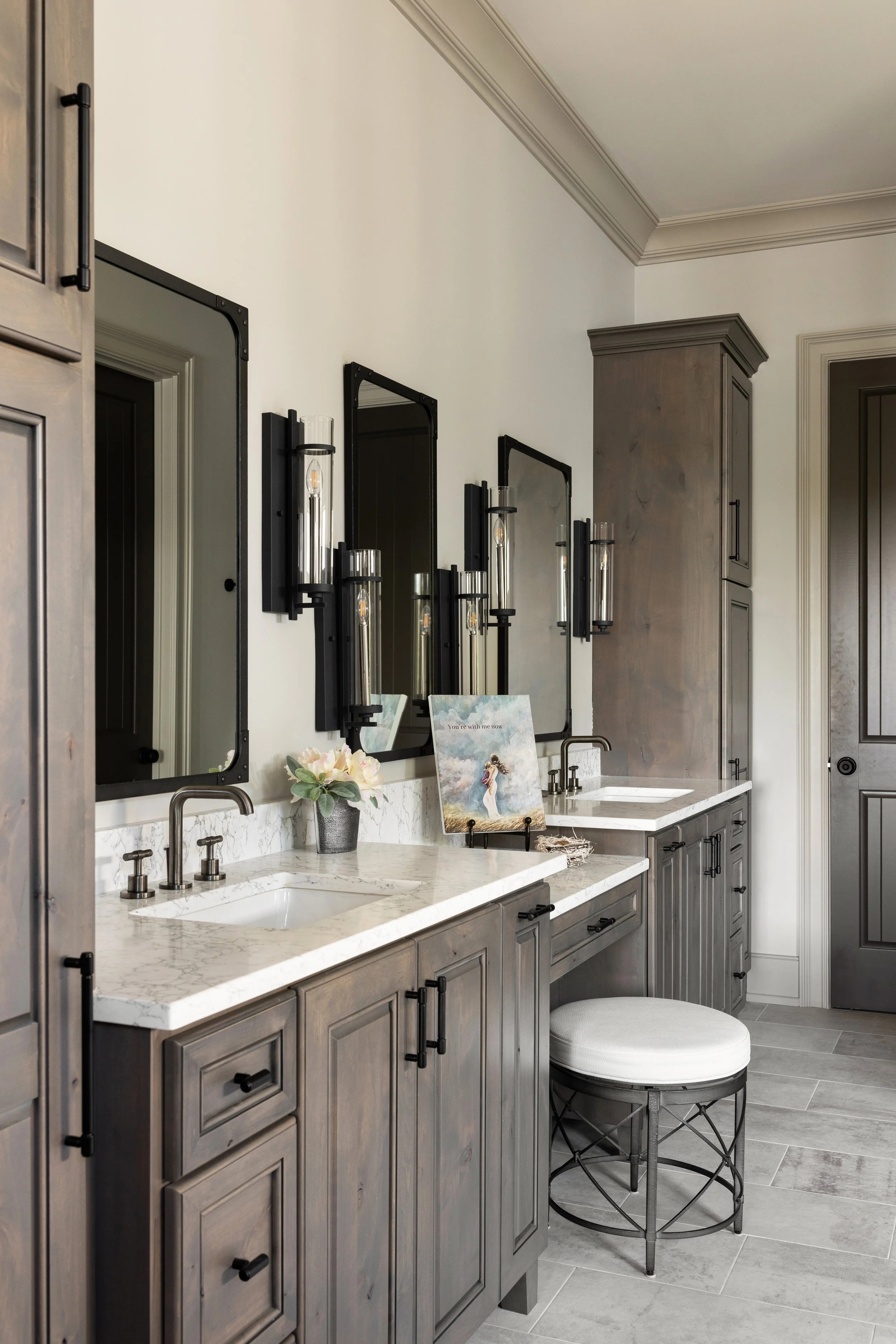 17_Robins_Nest_Interiors_1379_Rozella_Way.jpg
