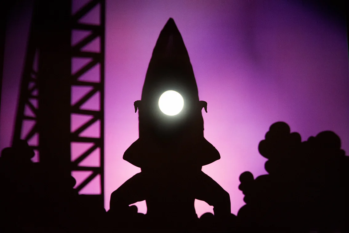 Pilobolus031716Shadowland2_220.jpg
