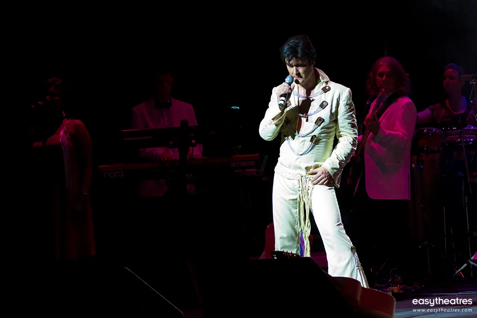 elvis-8.jpg
