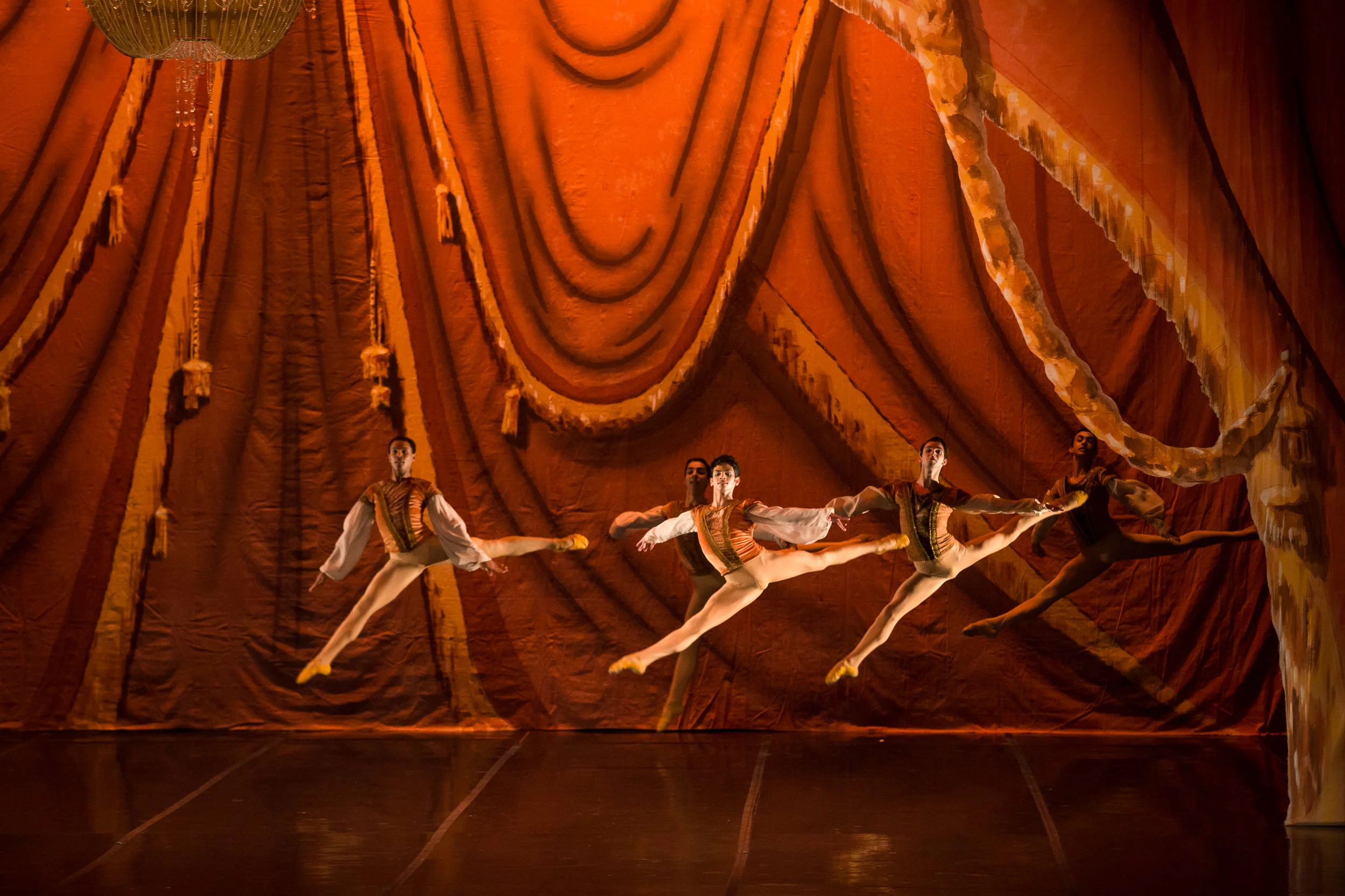 COMPANHIA BRASILEIRA DE BALLET © Renato Mangolin ALTA 155.jpg