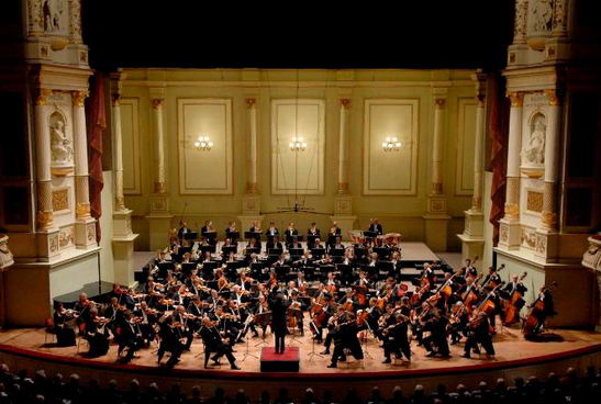 SHANGHAI PHILHARMONIC ORCHESTRA