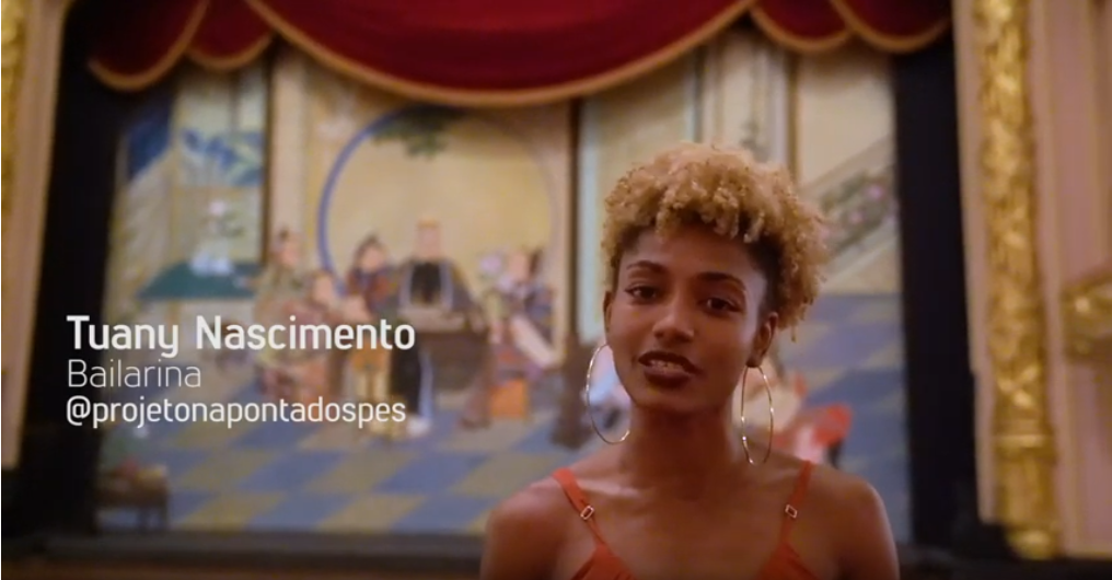 Veja depoimento do público na noite de estreia  