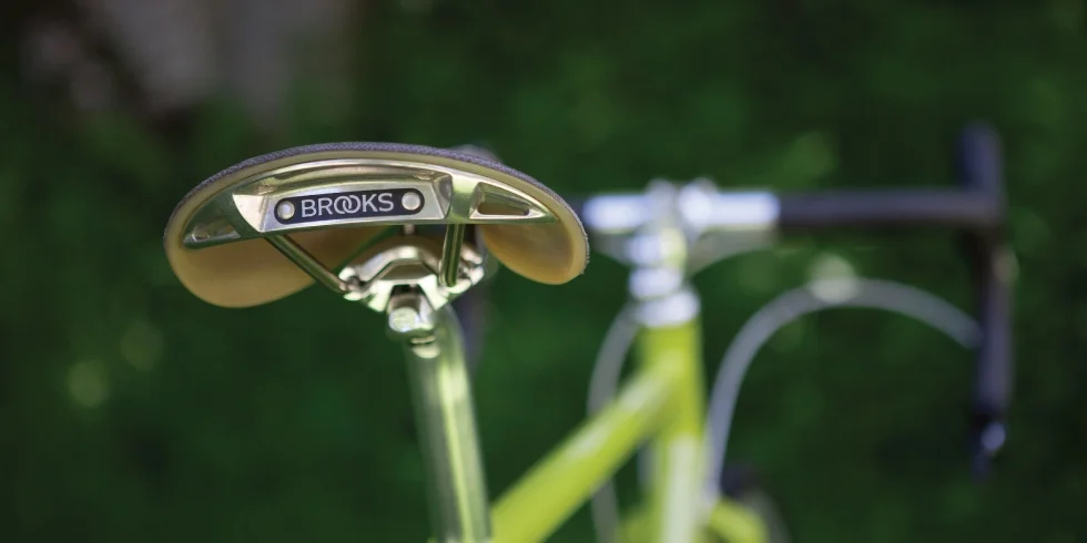 pashley-product-lifestyle-image-header-pathfinder-only-13980x490.jpg