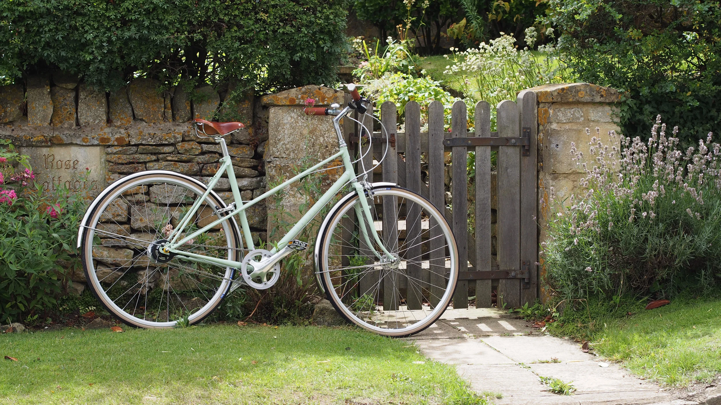 pink pashley bike