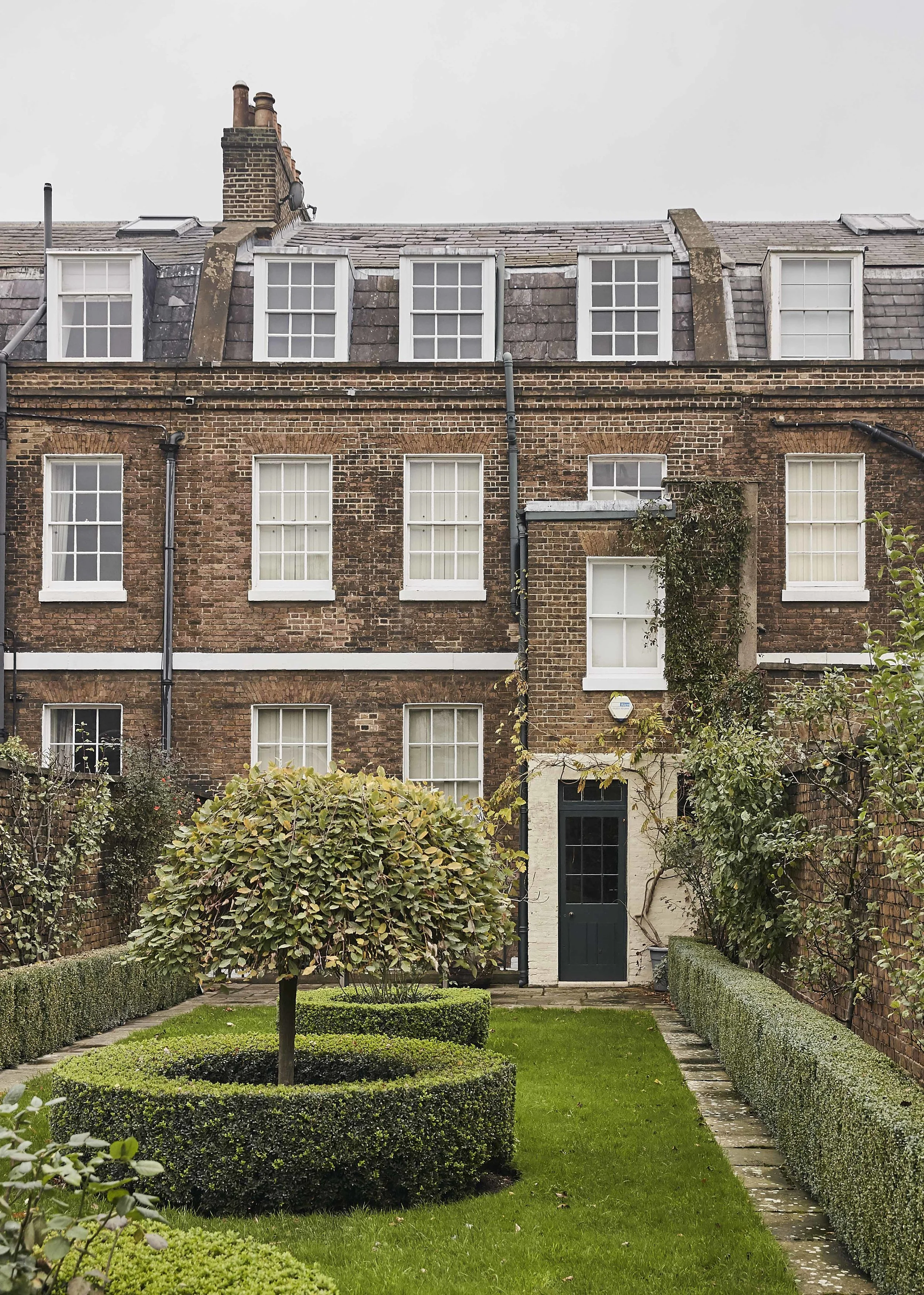 Regency Terrace 20.jpg