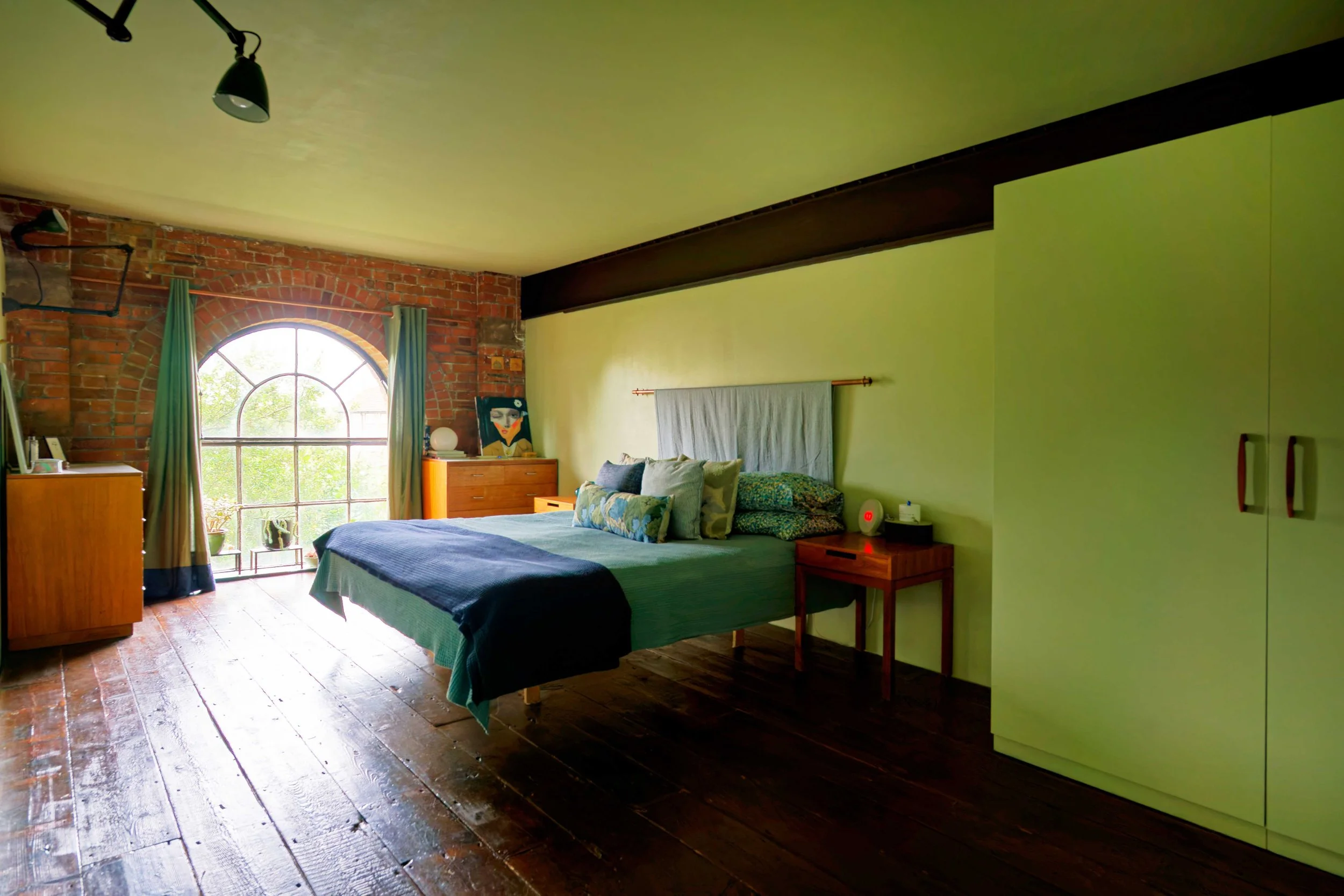 Poplar Loft 03.jpg