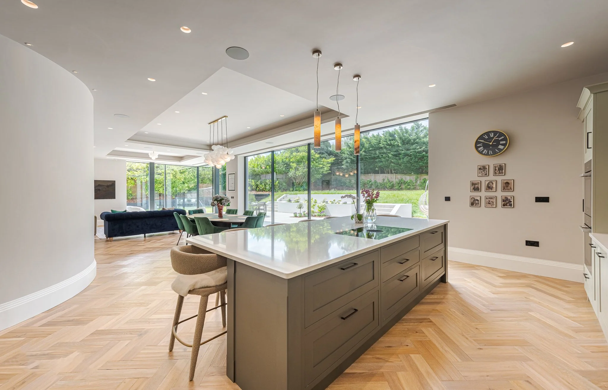 Modern Georgian 30.jpg