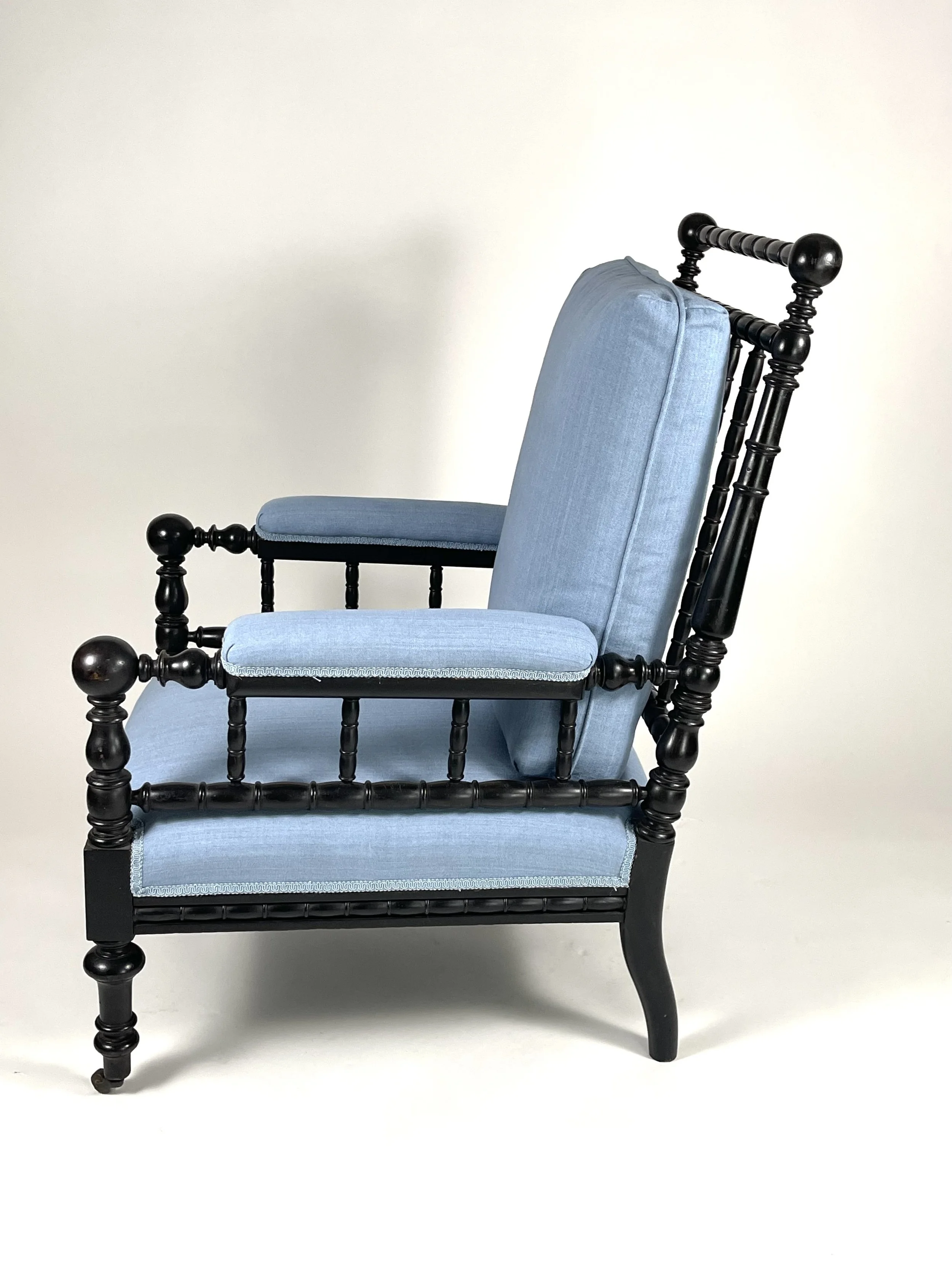 Aesthetic Armchair -11.jpg