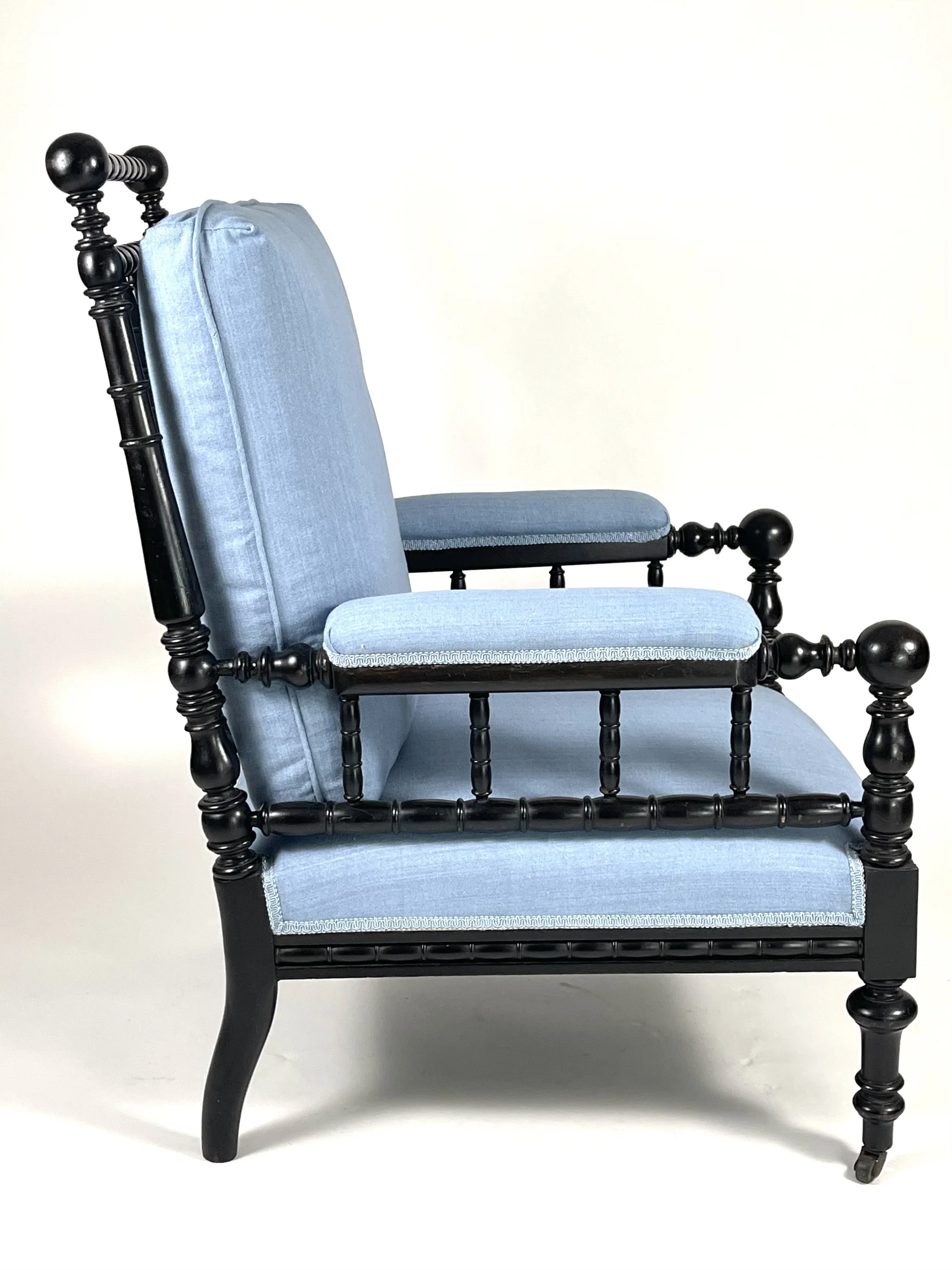 Aesthetic Armchair -06.jpg