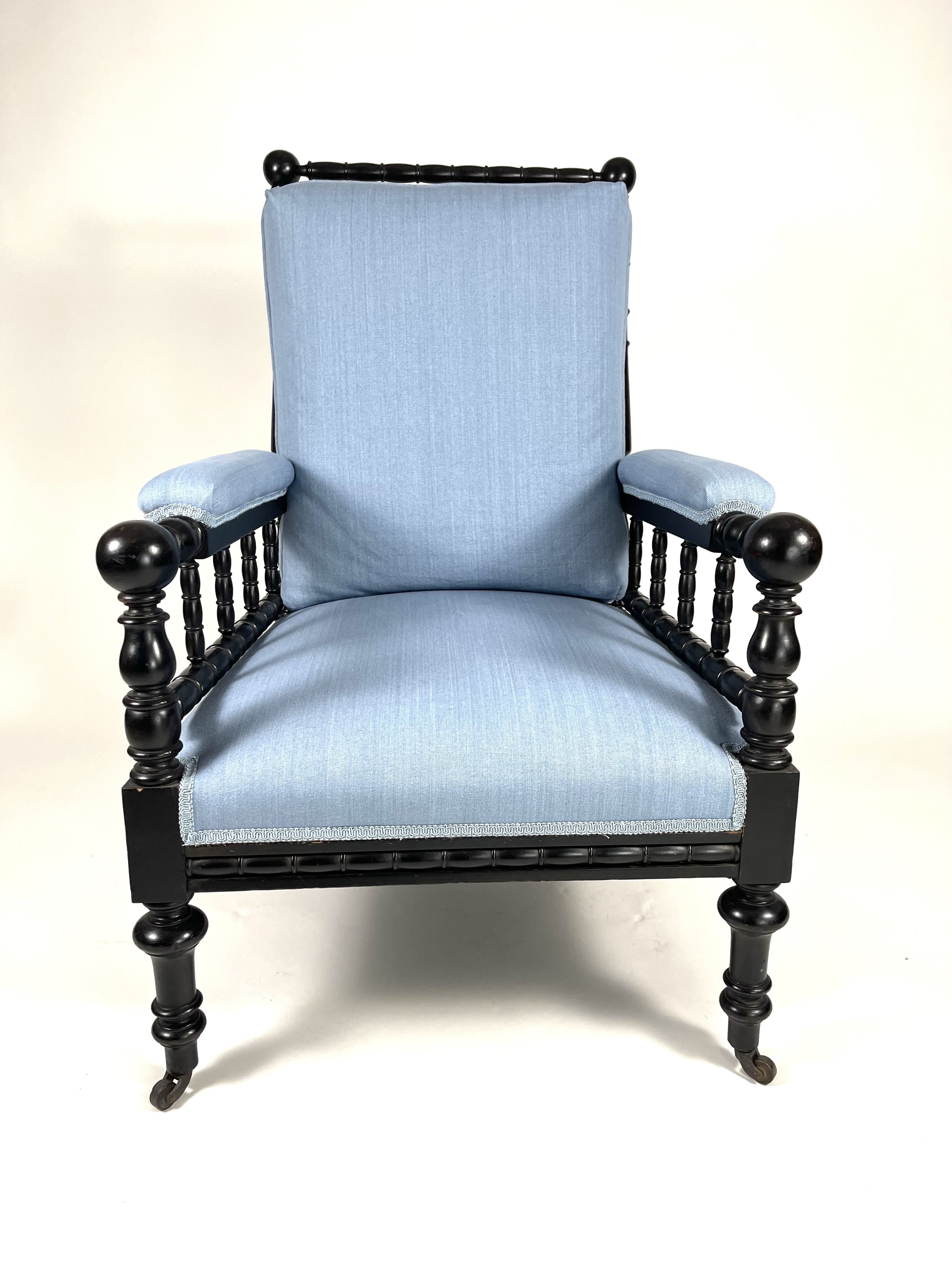 Aesthetic Armchair -01.jpg