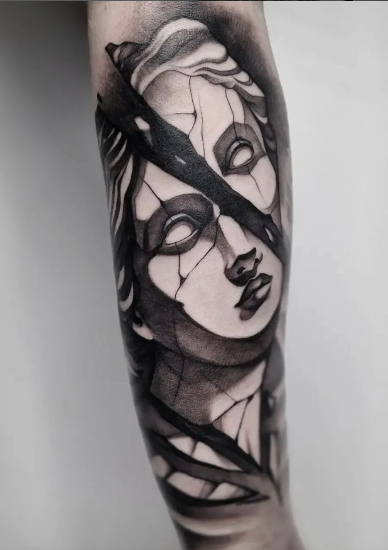 GUEST ARTISTS — THIS MORTAL COIL TATTOO GALLERY
