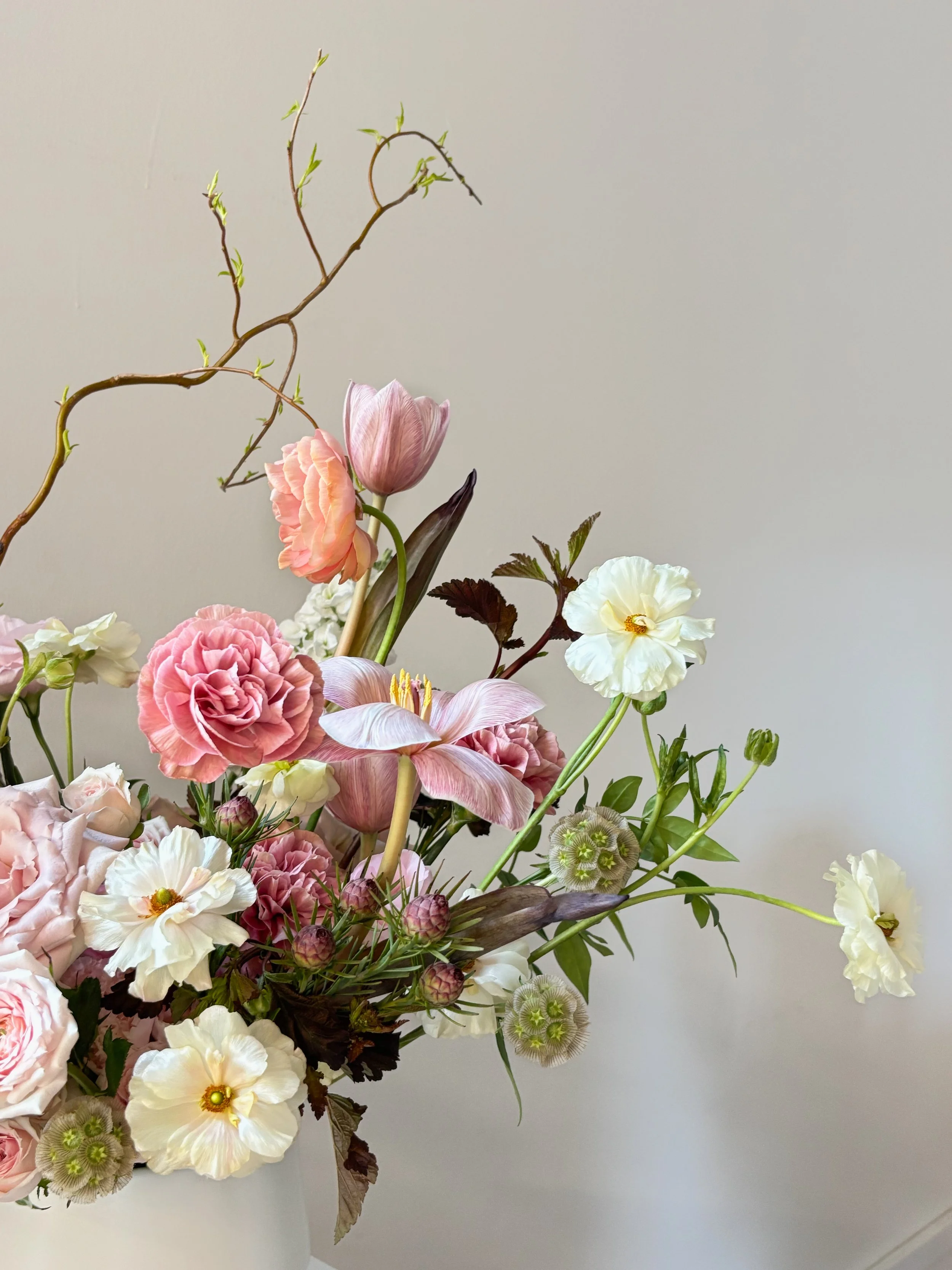 vase arrangement-red-4.jpg