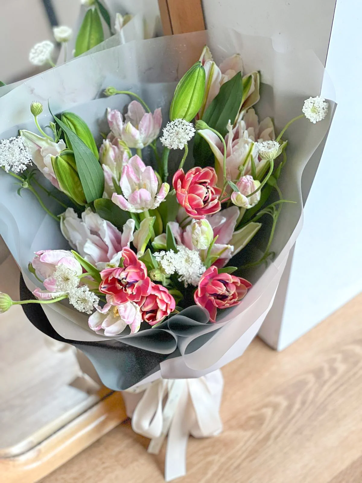 Lily Mix Bouquet-1.jpg