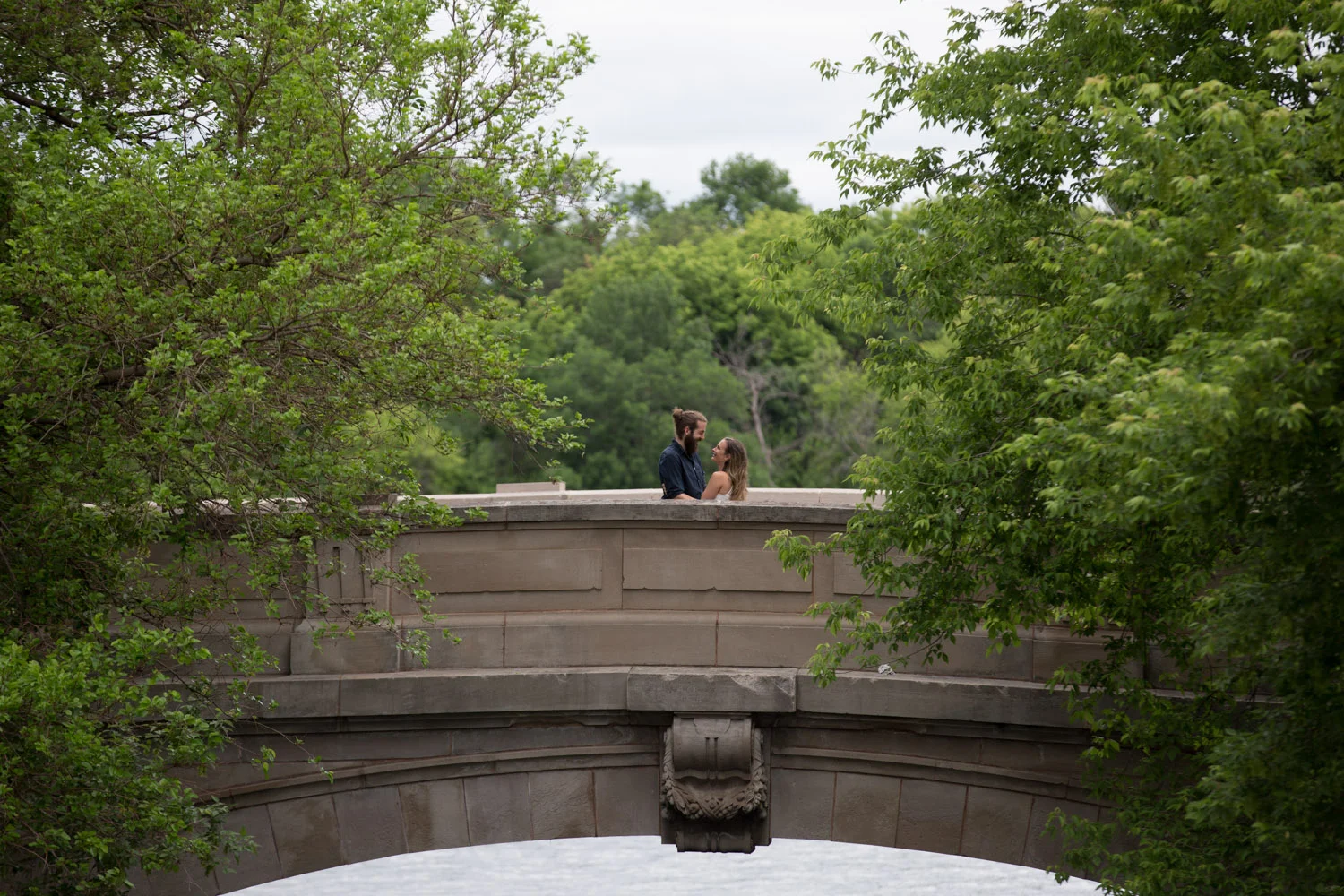 07-lake-of-the-isles-bridge-uptown-minneapolis-engagment-photographer-mahonen-photography.jpg