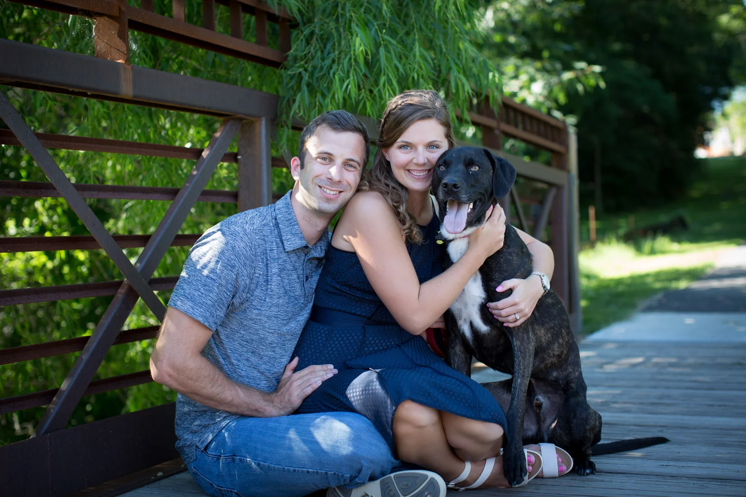 01-french-park-mn-minnesota-engagement-photographer-fur-baby-bridge-summer-mahonen-photography-03.jpg