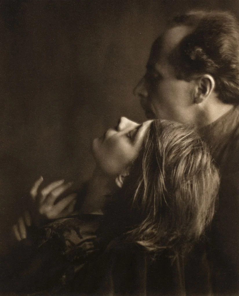 imogen-cunningham-margrethe-edward-1922-1.jpg