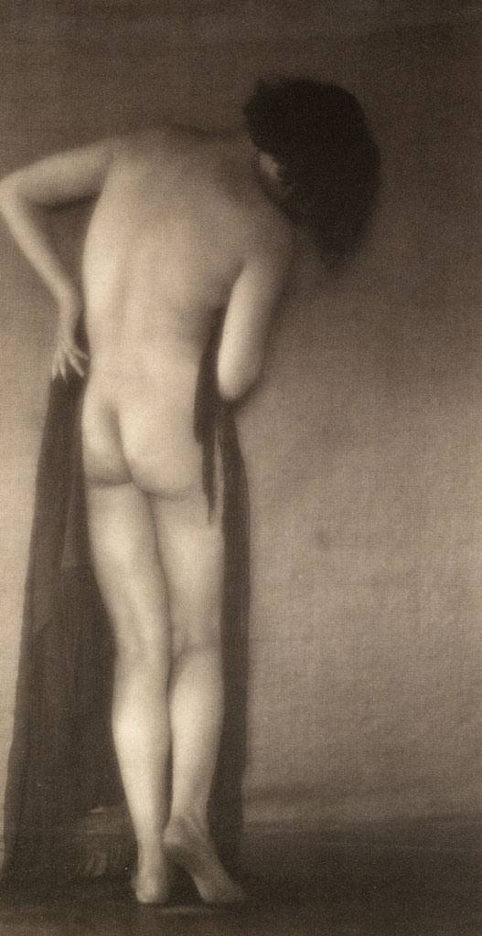  Nude with Shawl (1921) - Margrethe Mather