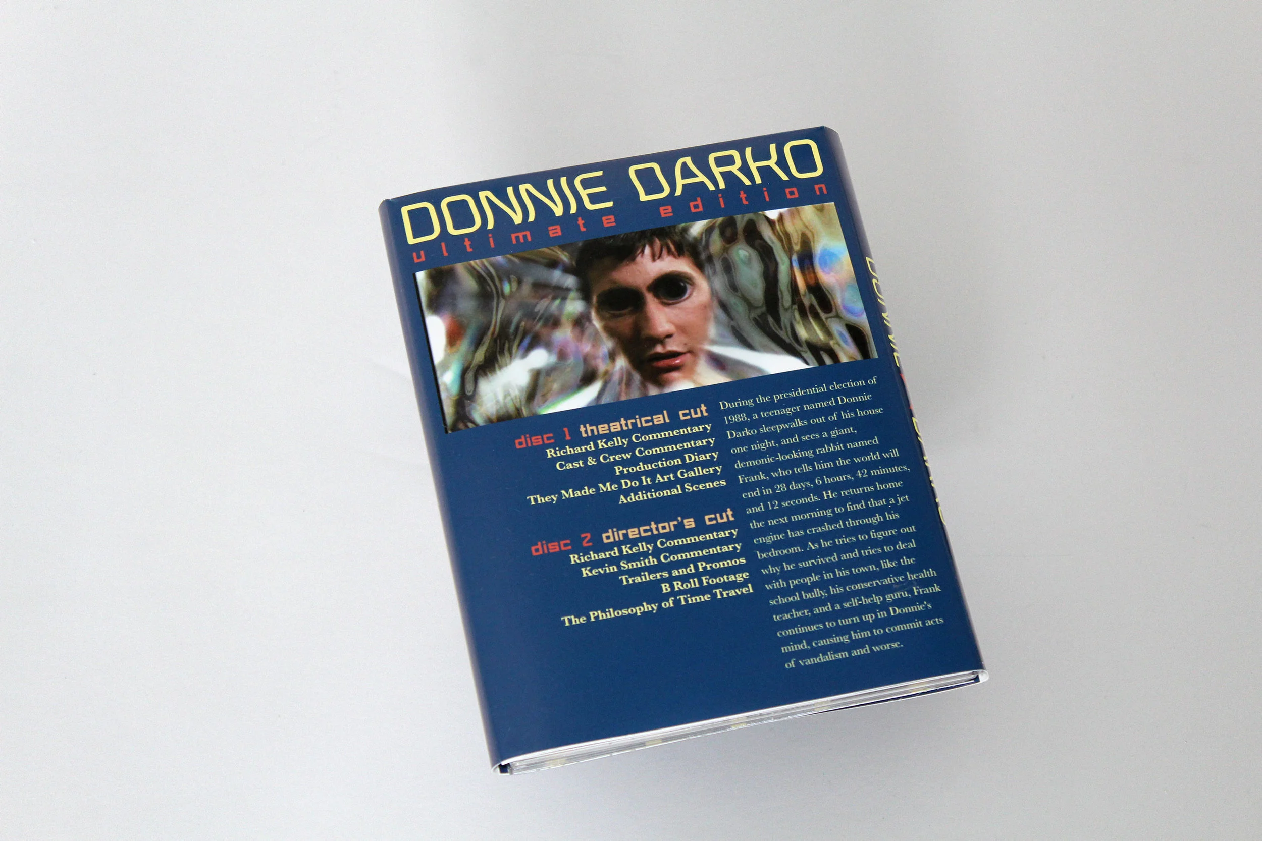 DONNIE-DARKO-DVD-CASE-4.jpg