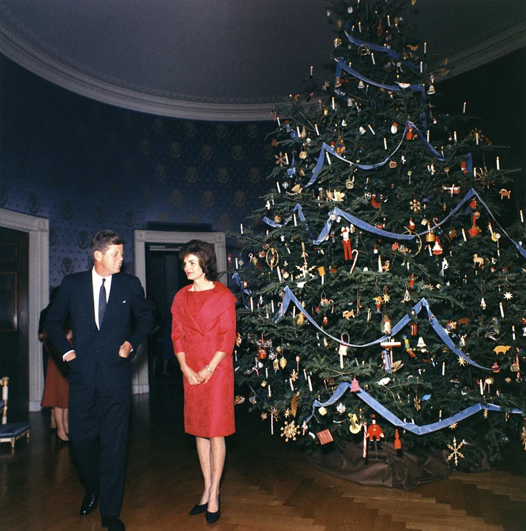 John F. Kennedy and Jackie Kennedy with the 1962 White House Christmas Tree 