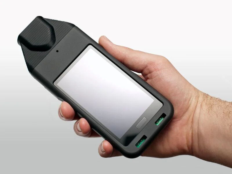 real handheld 2.jpg