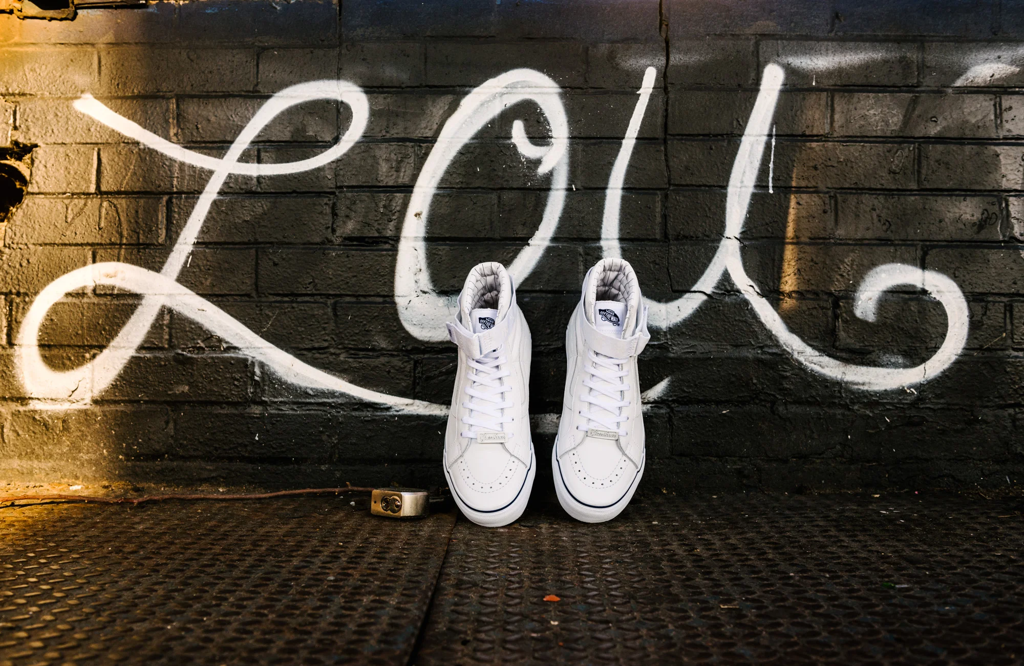 new york yankees vans gray sk8 hi reissue shoes