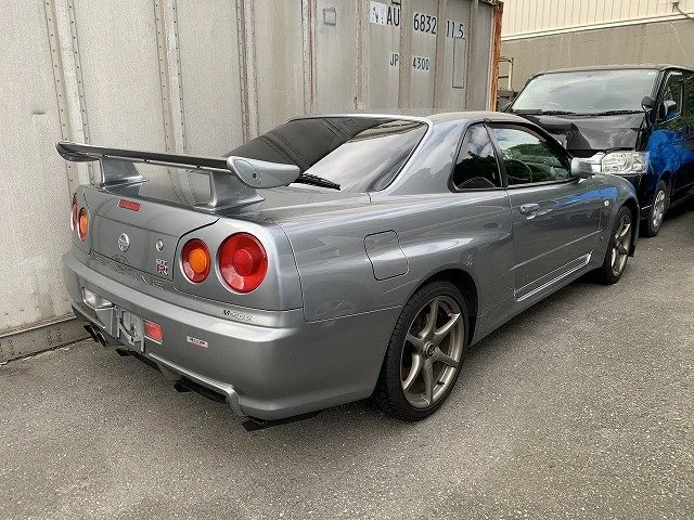 03-rear.jpg