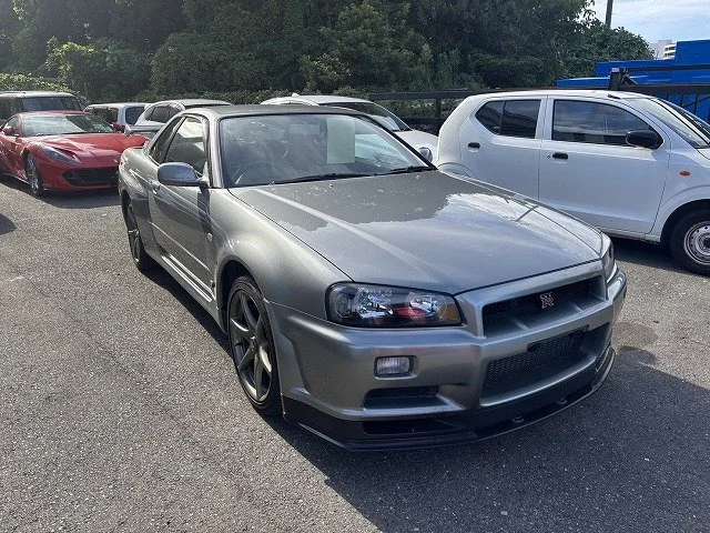02-front-right.jpg