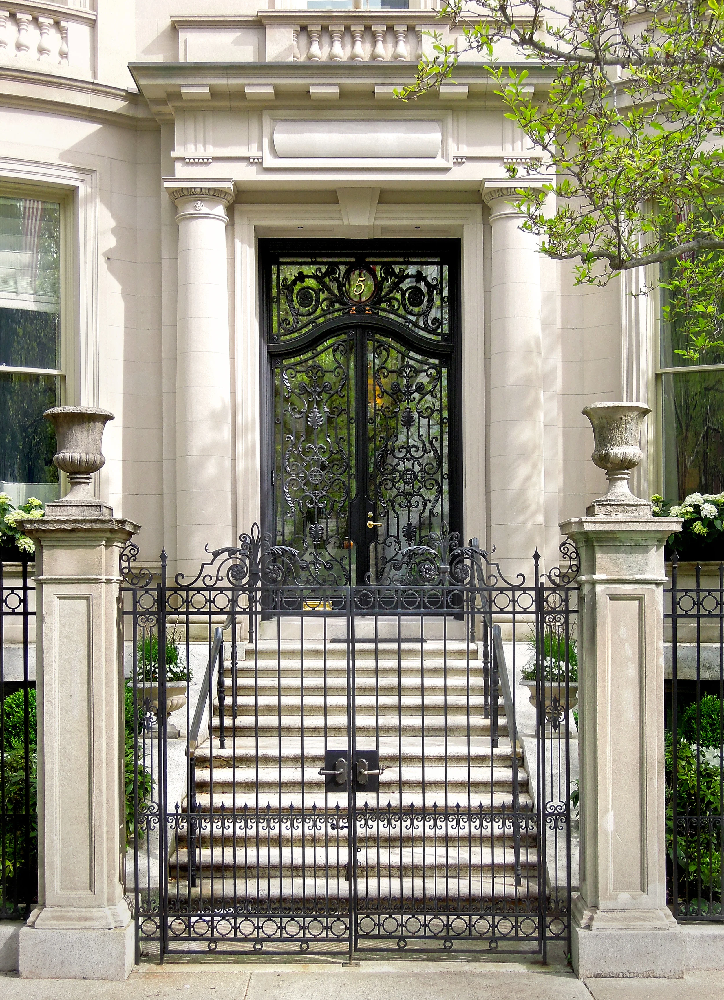 HISTORIC PRESERVATION Dell Mitchell Architects for “Beaux-Arts Portal”