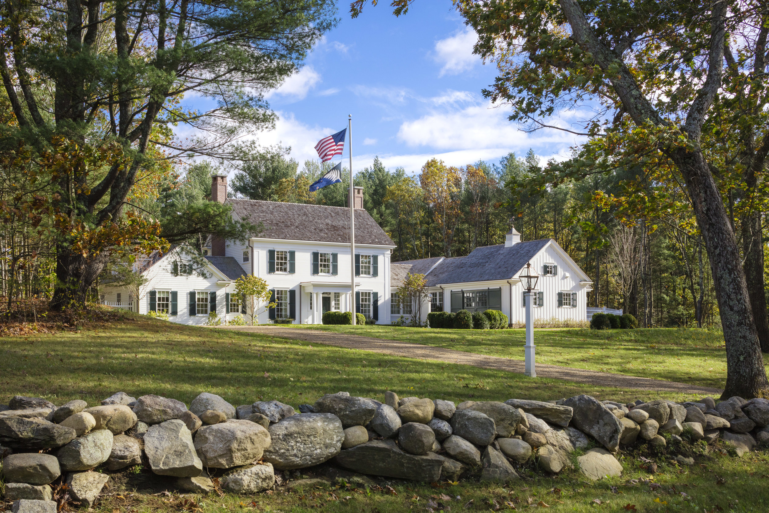 RESIDENTIAL (NEW CONSTRUCTION) UNDER 5,000 SF Patrick Ahearn Architect for “New Concord Farmhouse” photo credit Greg Premru (Copy)