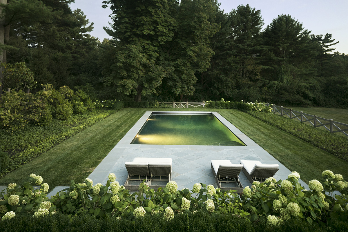 LANDSCAPE ARCHITECTURE Dan Gordon Landscape Architects for “Charles River Estate” photo credit Neil Landino